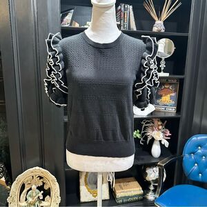 Calligraphy Black Ruffle Sleeve Sweater T Size Medium